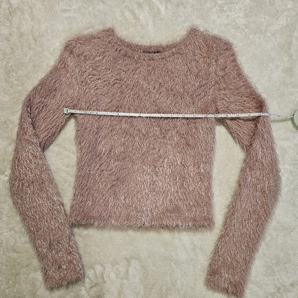 NEW Bershka Pink Fuzzy Sweater Size XS Cozy Knit Feminine Winter Girlhoodcore - Picture 6 of 11